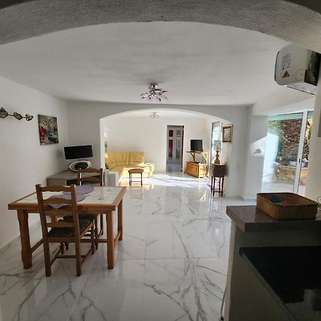 Les Rosieres Sainte Maxime-Golf De Saint Tropez, Climatisee Rom bilde
