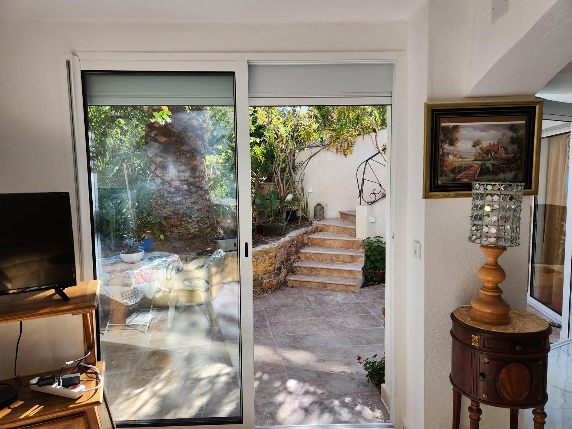 Les Rosieres Sainte Maxime-Golf De Saint Tropez, Climatisee Rom bilde